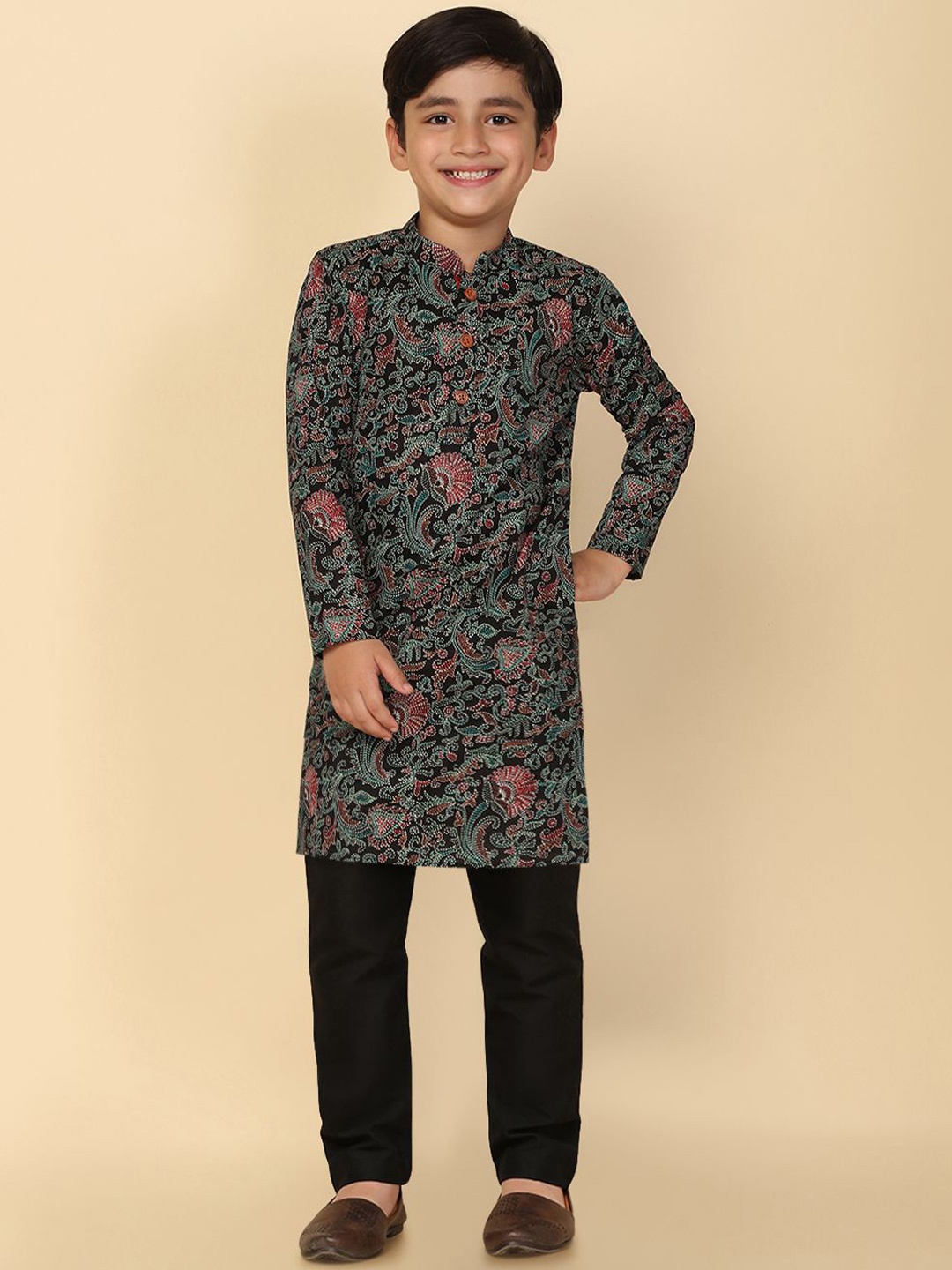 

KISAH Boys Floral Printed Regular Kurta with Pyjamas, Black