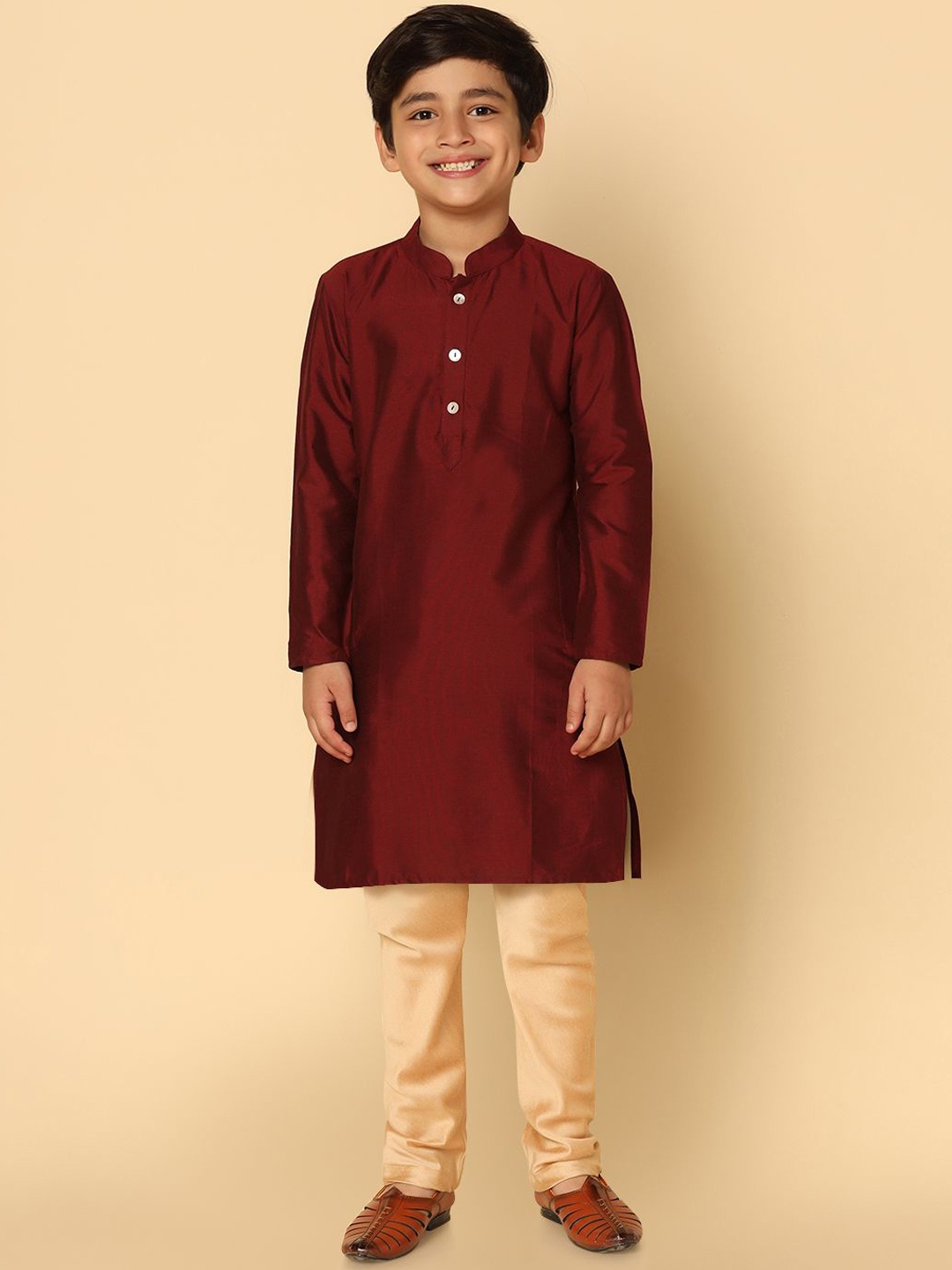 

KISAH Boys Mandarin Collar Regular Kurta with Pyjamas, Maroon
