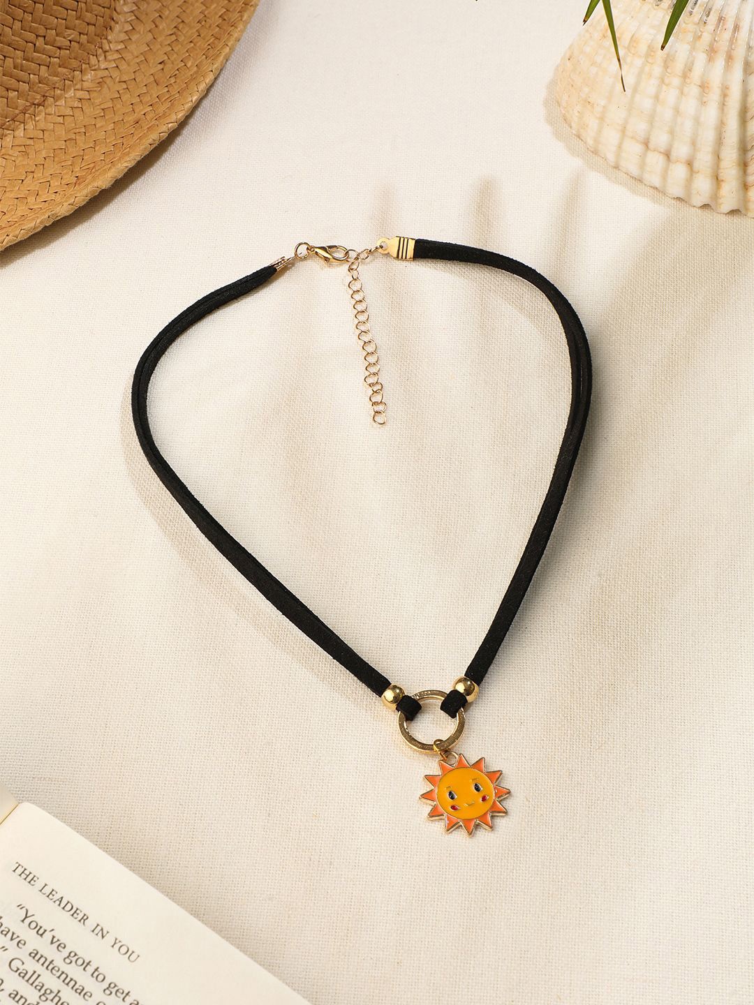 

EL REGALO Sun Charm Detail Necklace, Black