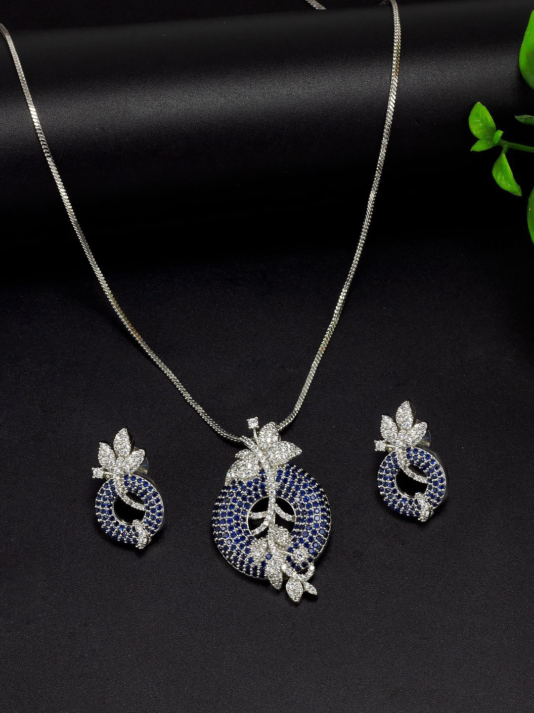 

PRIVIU Rhodium-Plated American Diamond Studded Pendent & Earrings Set, Green