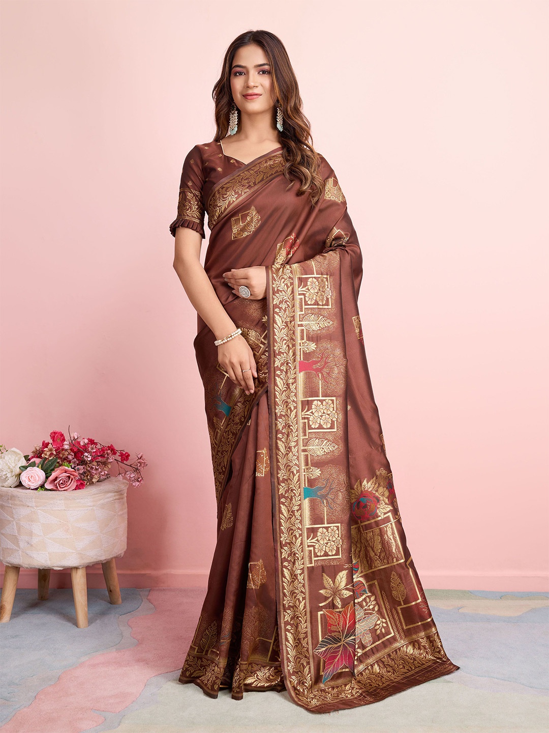 

RICH & ROMAN Woven Design Zari Banarasi Saree, Coffee brown