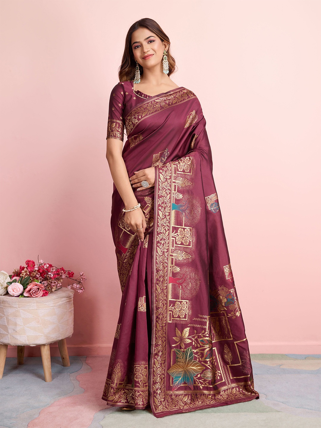 

RICH & ROMAN Woven Design Zari Banarasi Pure Silk Saree, Burgundy
