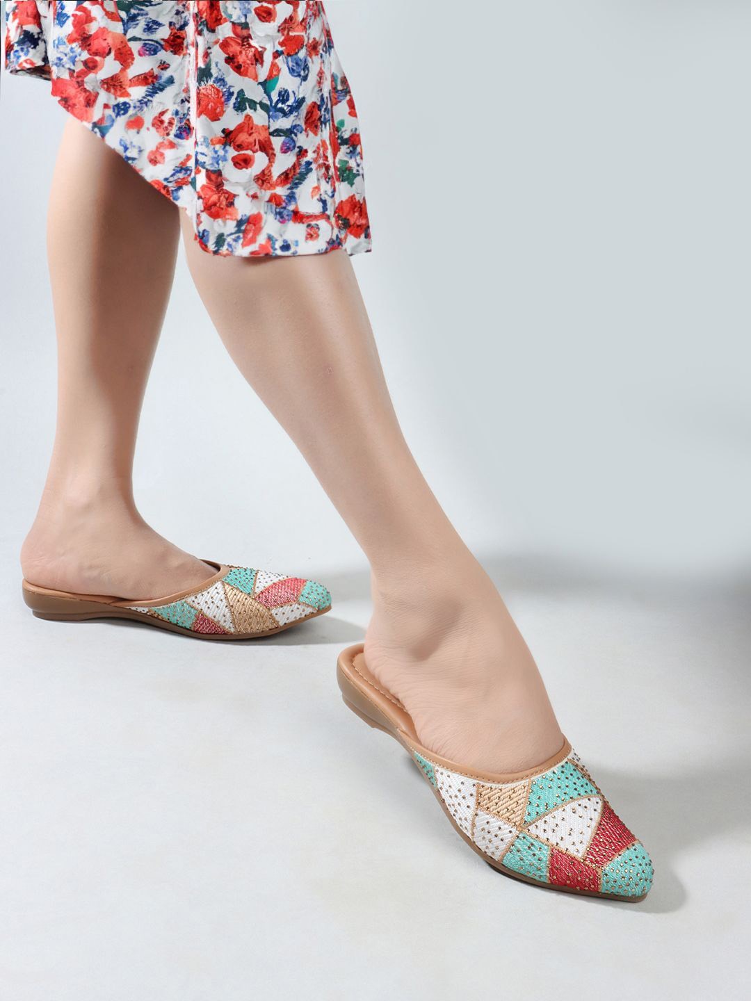 

DressBerry Women Printed Mules, White