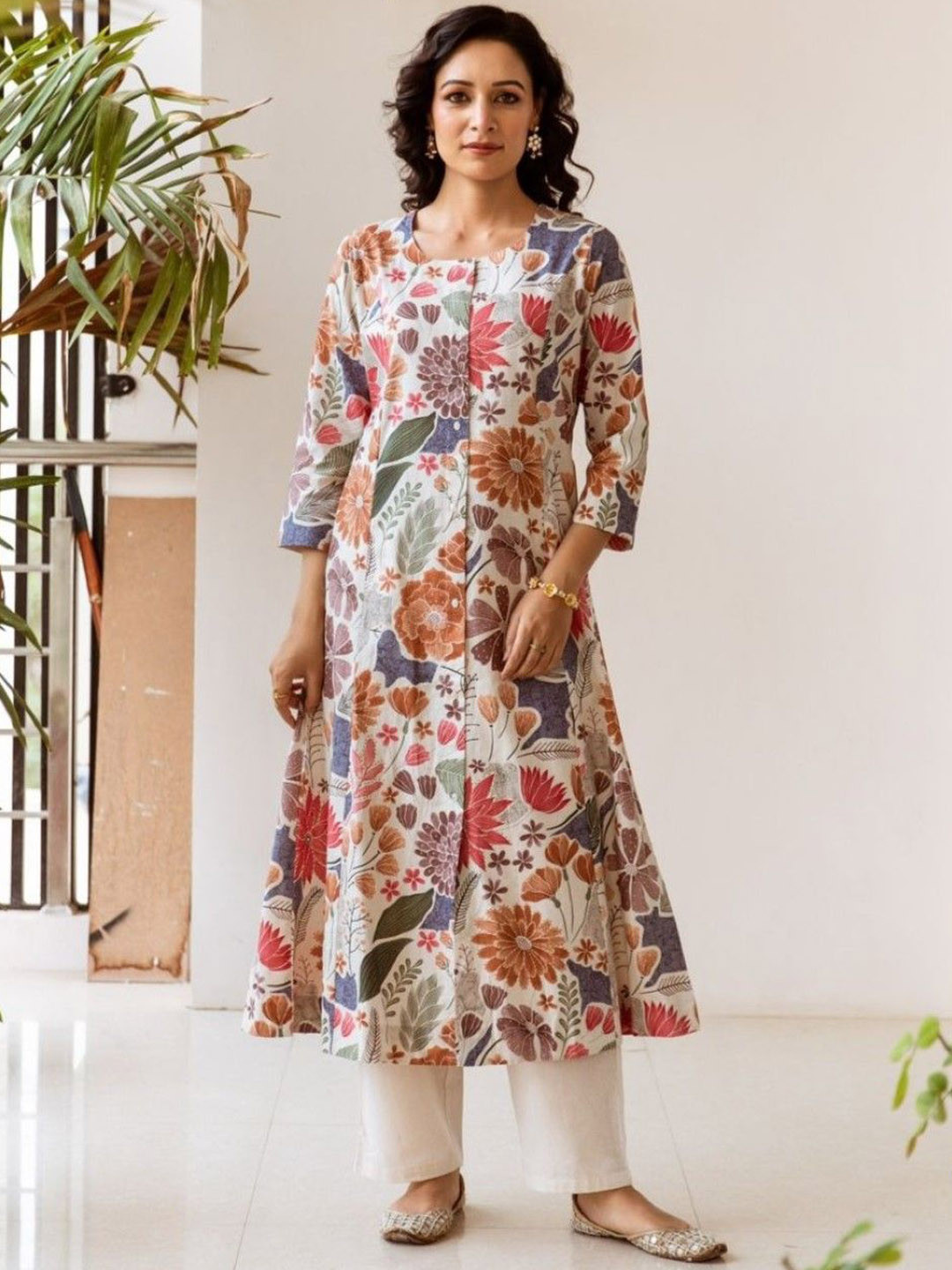 

AUTUMN LANE Floral Printed Regular Pure Cotton Kurta with Trousers, White