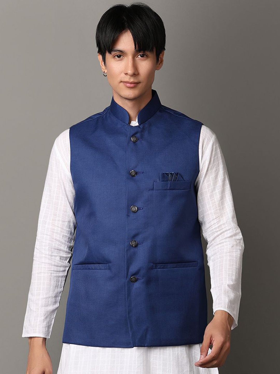

V-Mart Mandarin Collar Woven Nehru Jackets, Blue
