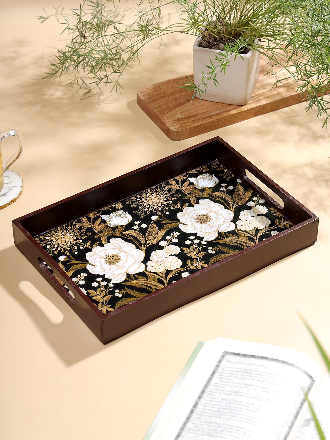 

DULI Brown & White Printed Wooden Serving Tray
