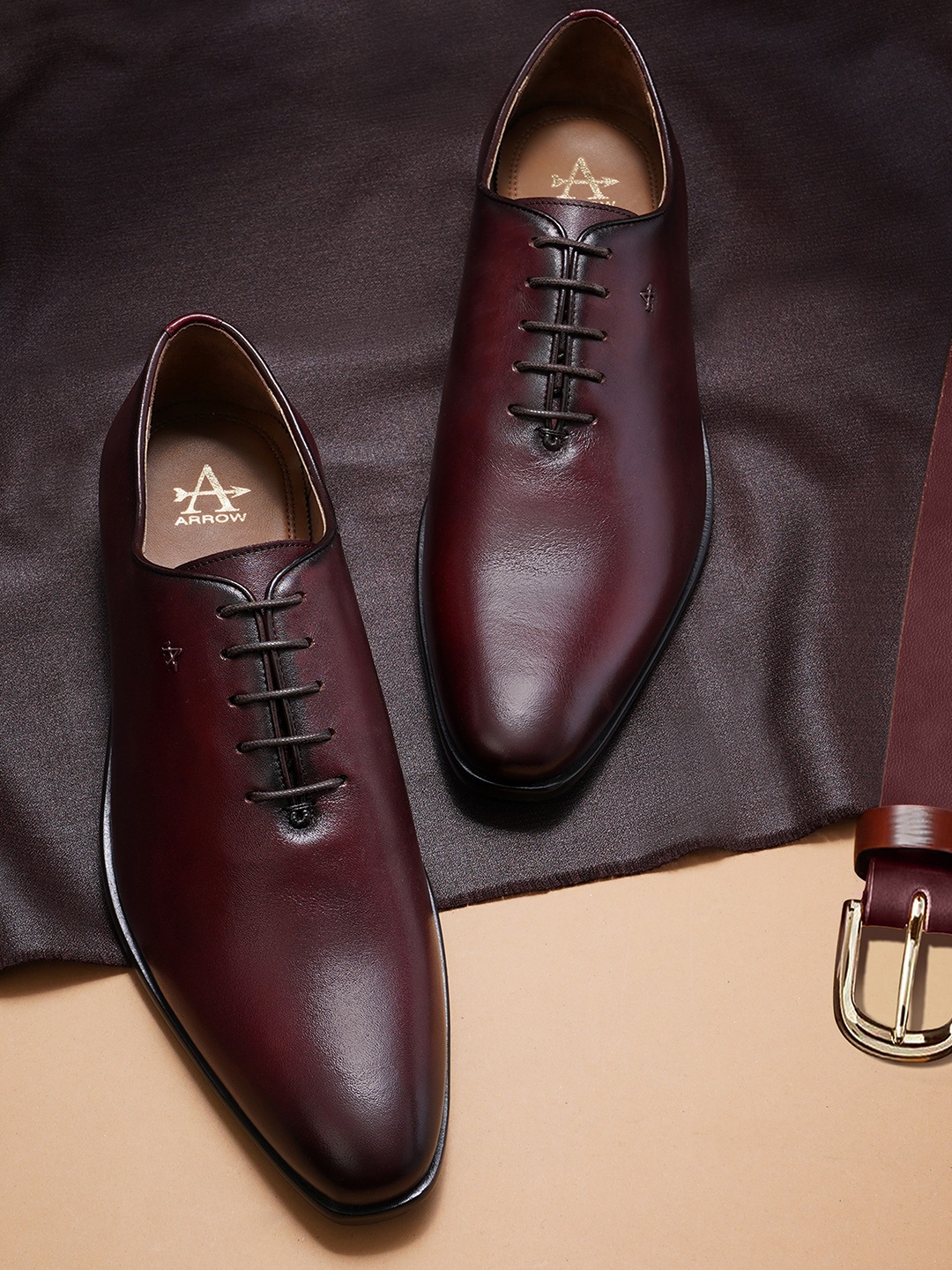 

Arrow Men Round Toe Leather Formal Oxfords, Burgundy