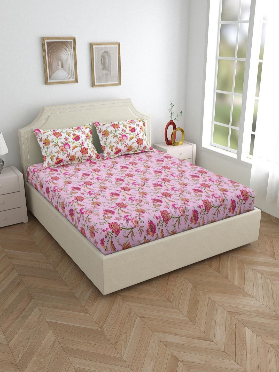 

Salona Bichona Pink & Green Printed 144 TC Pure Cotton Queen Bedsheet with 2 Pillow Covers