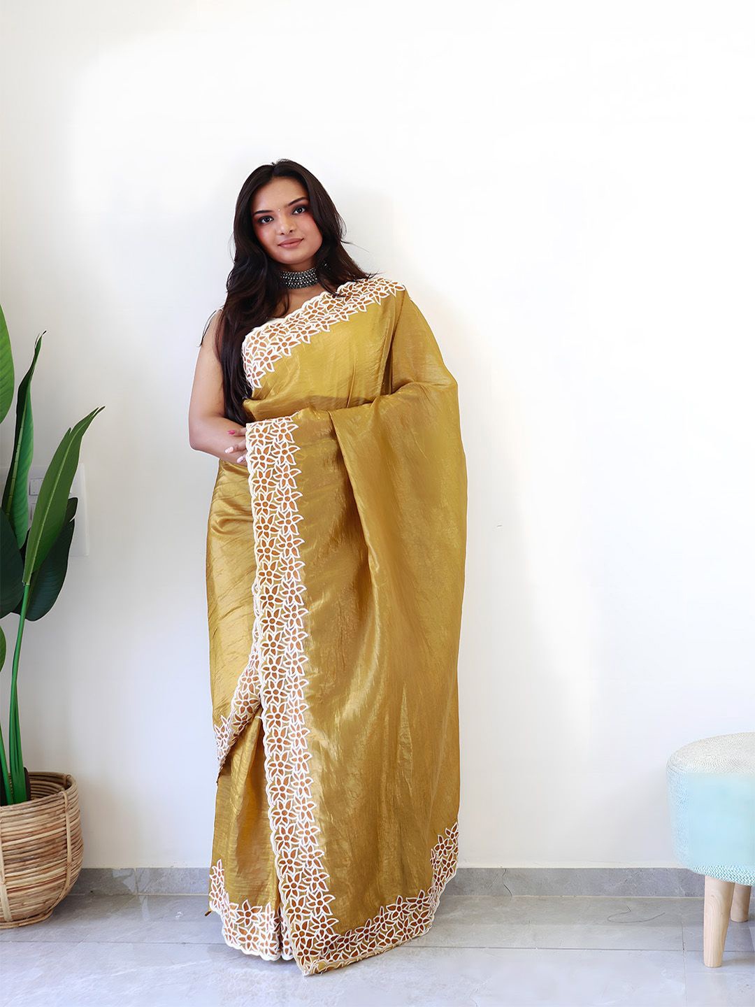 

Anouk Embroidered Tissue Saree, Mustard