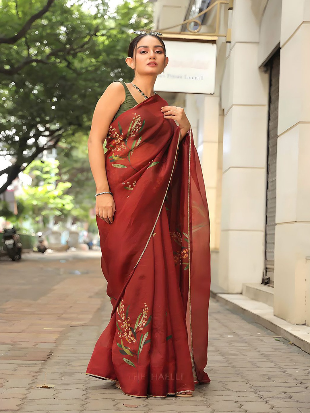 

Anouk Floral Organza Saree, Maroon
