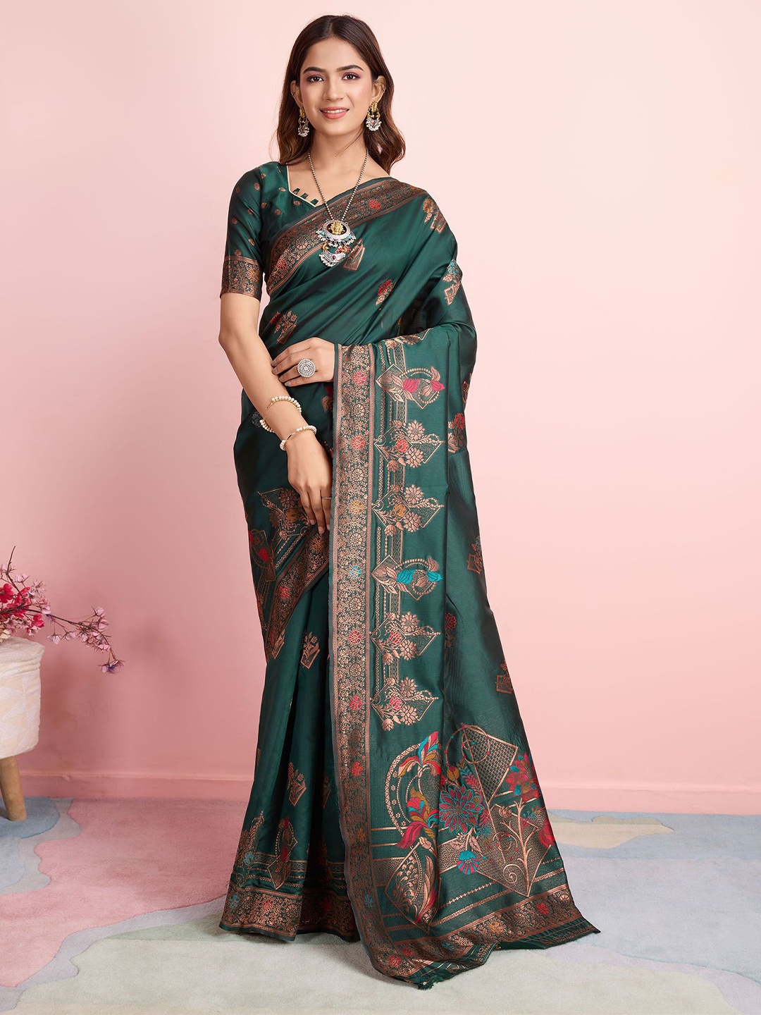 

RICH & ROMAN Ethnic Motifs Zari Pure Silk Banarasi Saree, Green