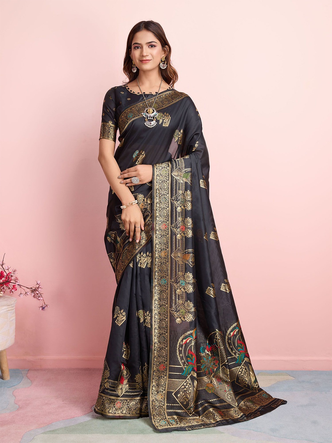 

RICH & ROMAN Ethnic Motif Zari Woven Pure Silk Saree, Black