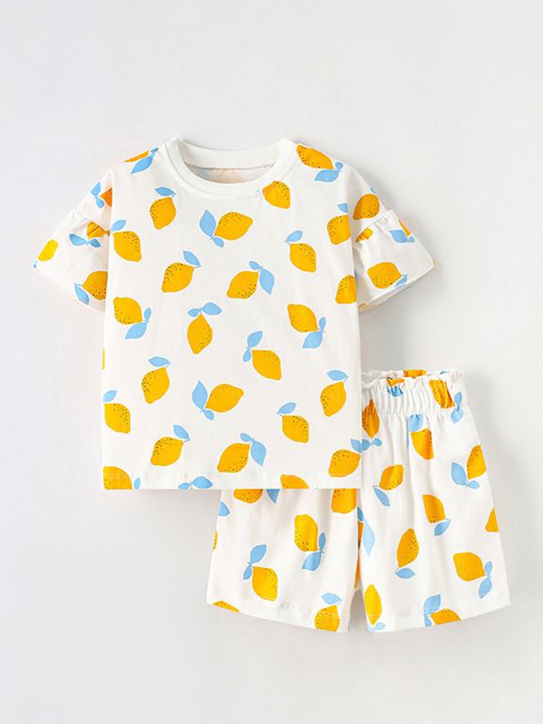 

StyleCast Girls White & Yellow Printed Pure Cotton T-shirt with Shorts