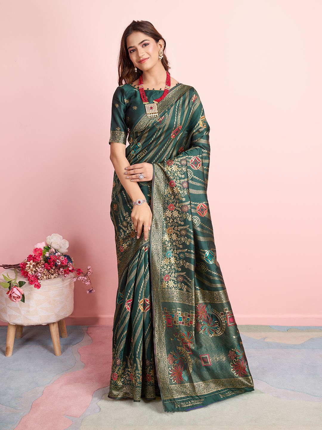 

RICH & ROMAN Ethnic Motif Zari Woven Pure Silk Saree, Green