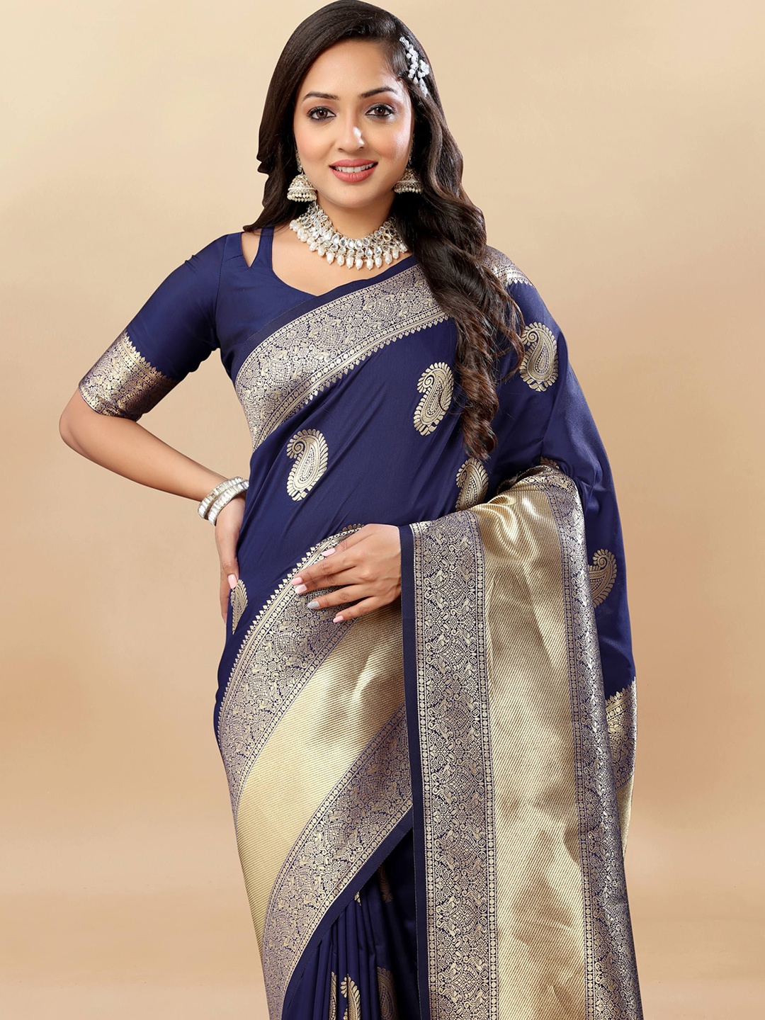 

Upalksh Paisley Motif Zari Woven Banarasi Saree, Navy blue
