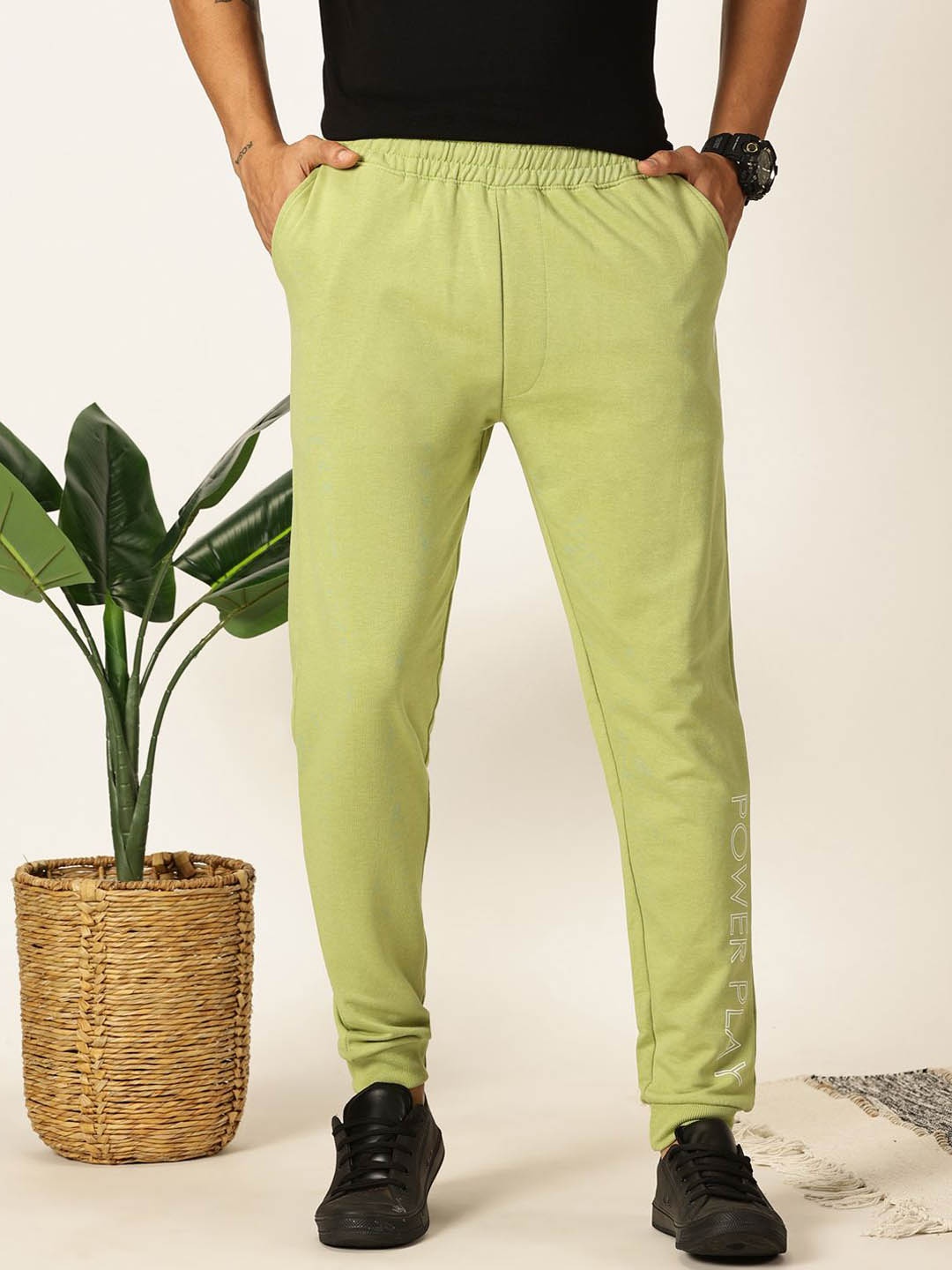 

Thomas Scott Men Slim Fit Mid-Rise Joggers, Green