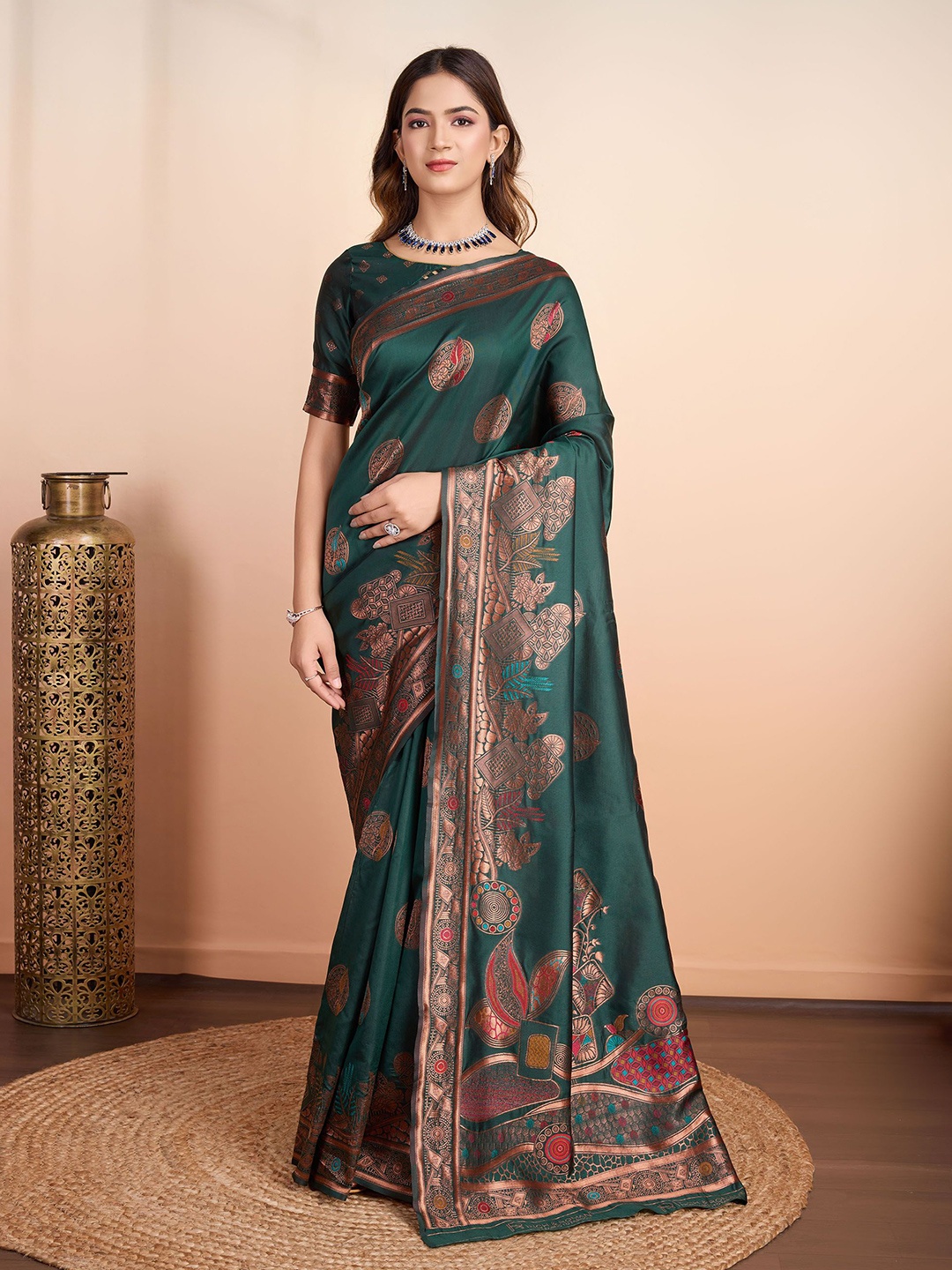

RICH & ROMAN Ethnic Motifs Zari Pure Silk Banarasi Saree, Green