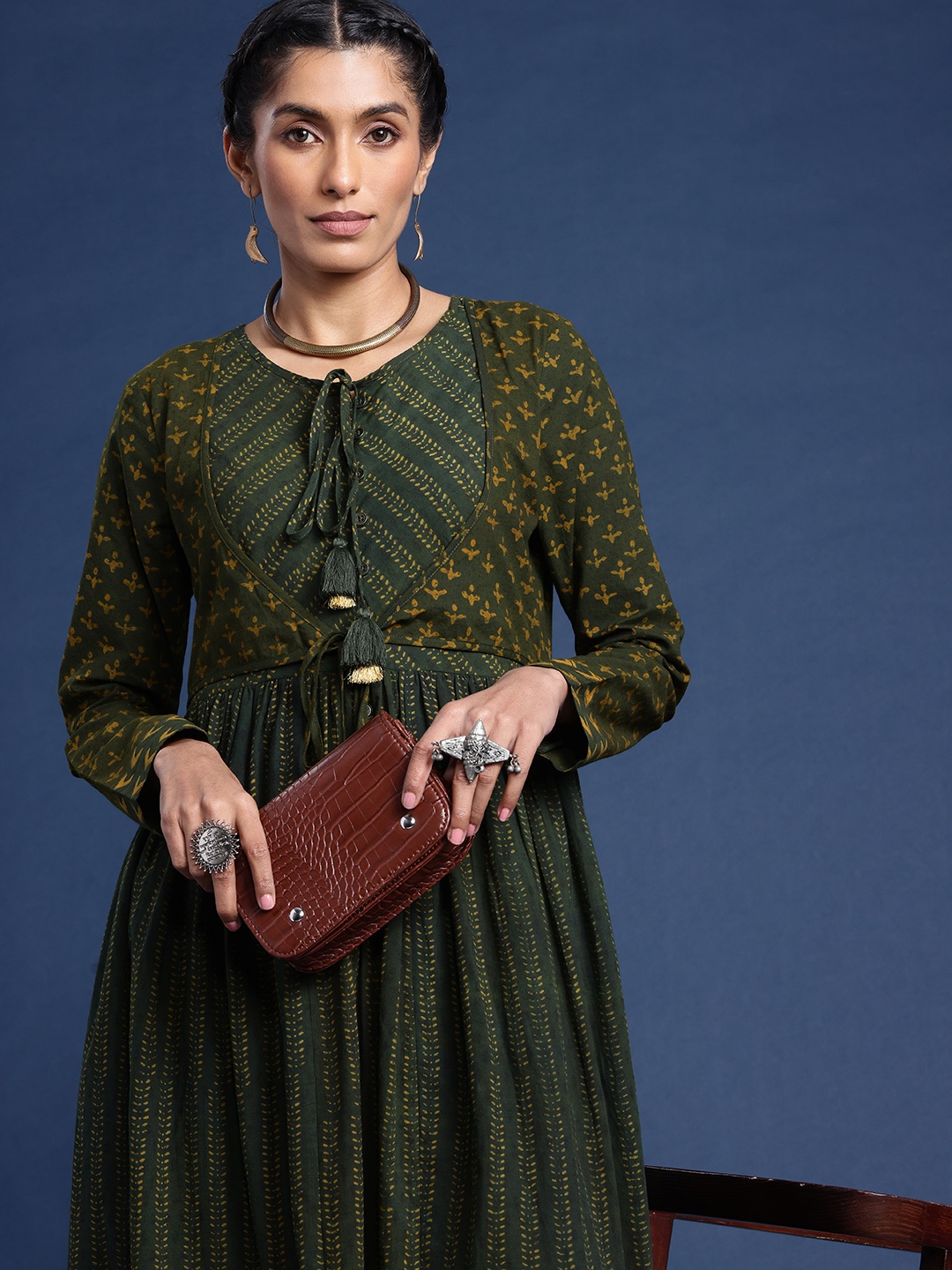 

Taavi Block Print Legacy Ethnic Motifs Printed Anarkali Pure Cotton Kurta, Olive