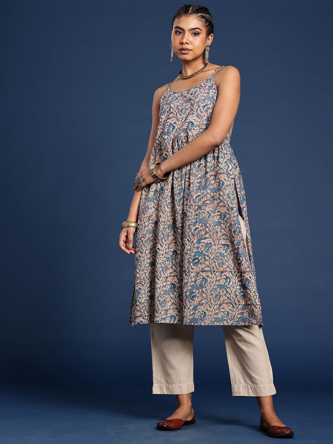 

Taavi Floral Printed Pure Cotton Kalamkari High Slit A-Line Kurta, Beige