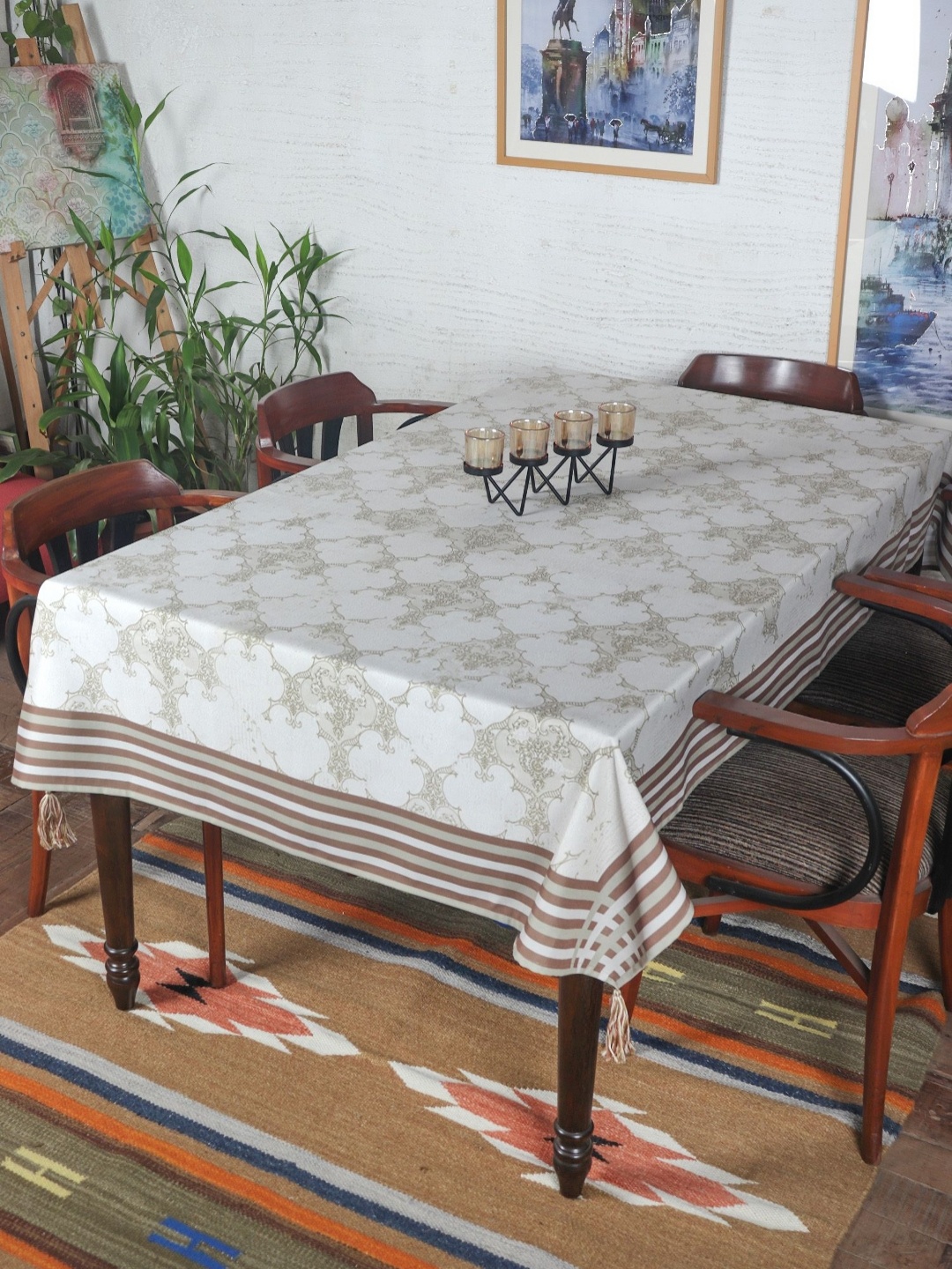 

ZEBA Beige & Brown Floral Printed Rectangle Shaped Table Cover