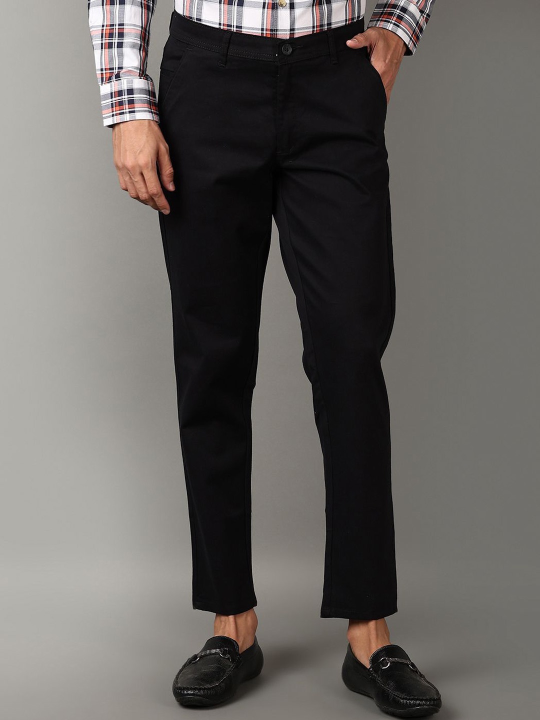 

V-Mart Men Mid-Rise Regular Fit Trousers, Black