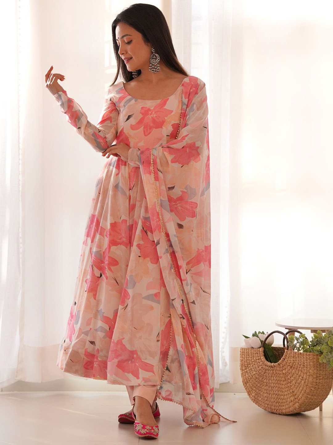 

JATRIQQ Floral Printed Georgette Anarkali Kurta with Trousers & Dupatta, Peach