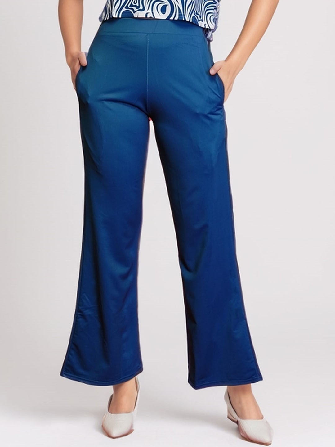 

DressBerry Women Classic Loose Fit High-Rise Easy Wash Trousers, Blue