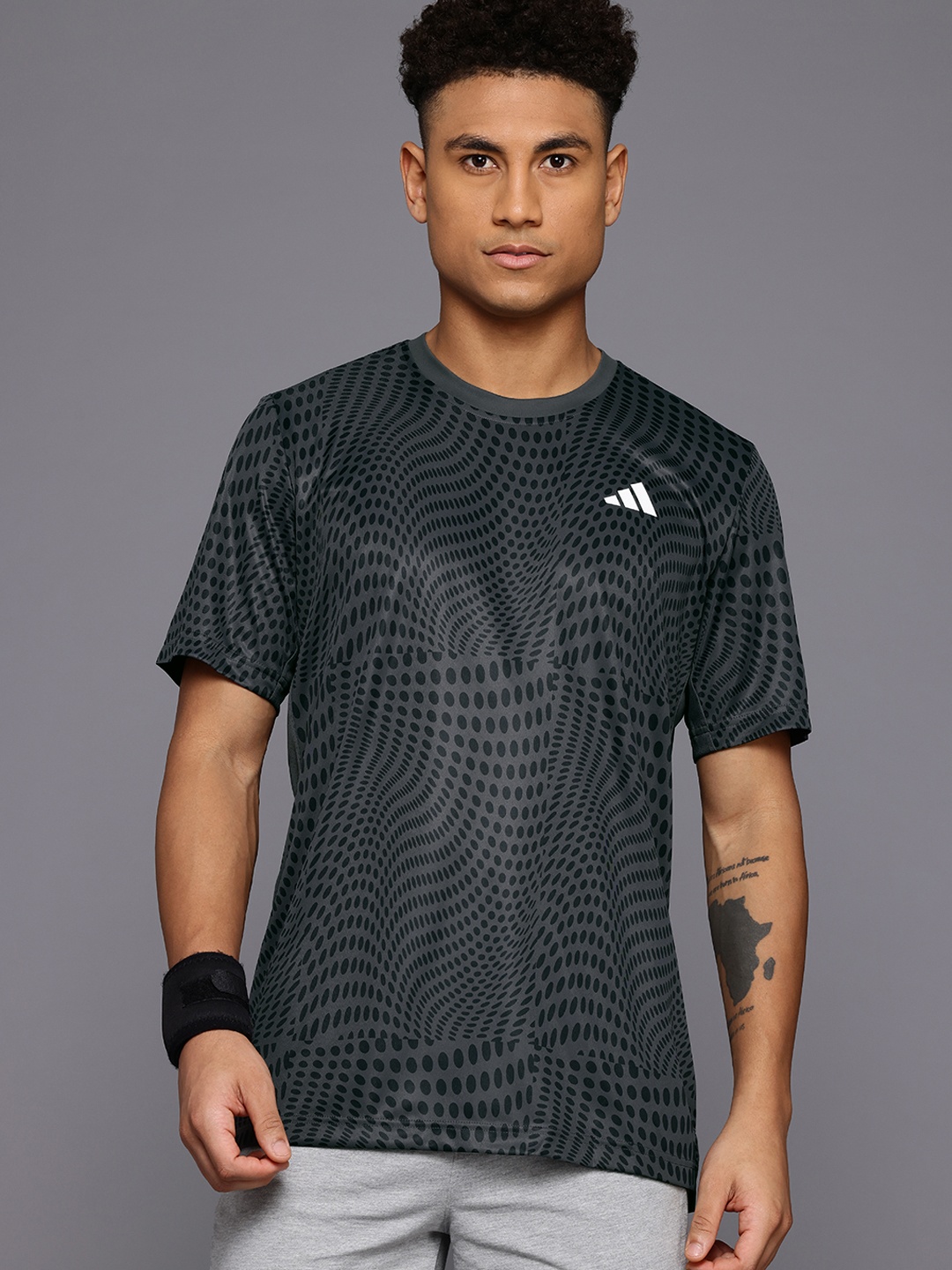 

ADIDAS Club Graphic Tennis T-shirt, Grey