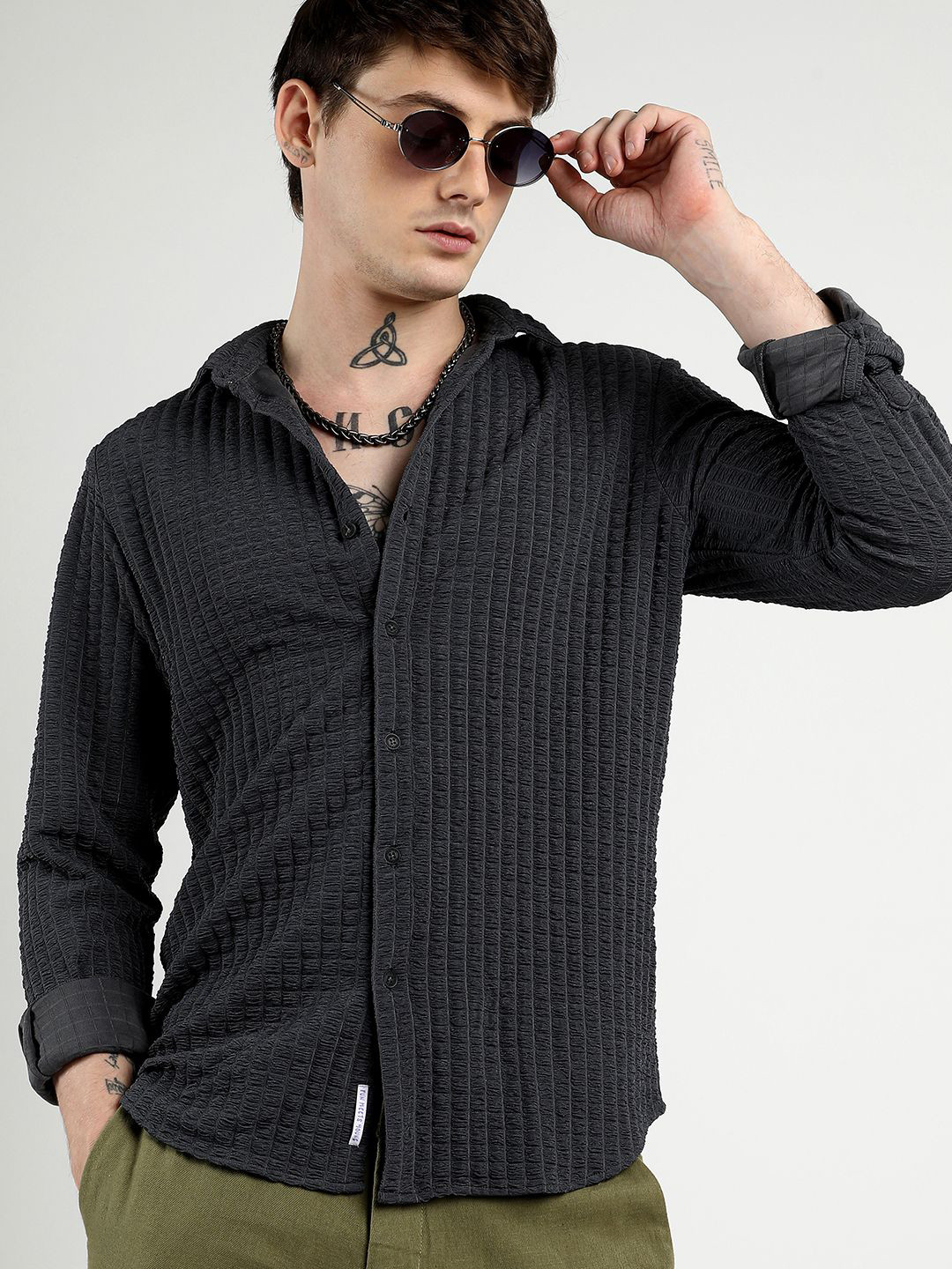 

Campus Sutra Men Comfort Grid Checks Opaque Printed Casual Shirt, Grey