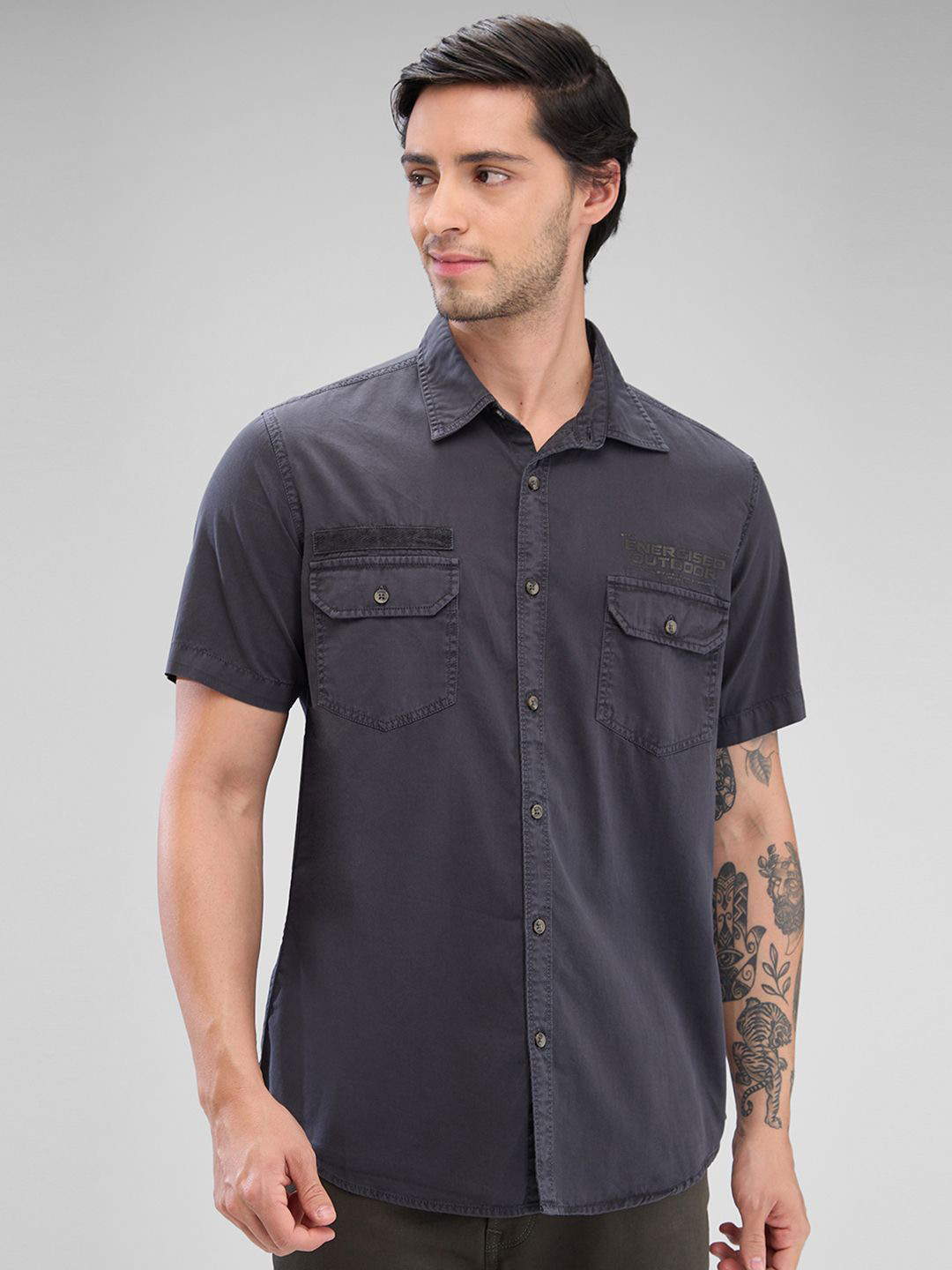 

SPYKAR Men Solid Slim Fit Opaque Casual Shirt, Grey