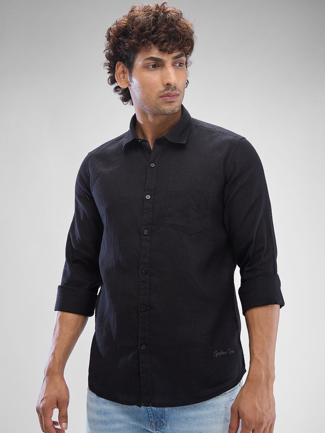 

SPYKAR Men Slim Fit Opaque Solid Spread Collar Casual Shirt, Black