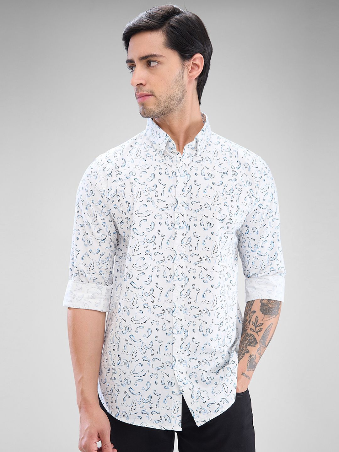 

SPYKAR Men Slim Fit Conversational Printed Casual Shirt, White