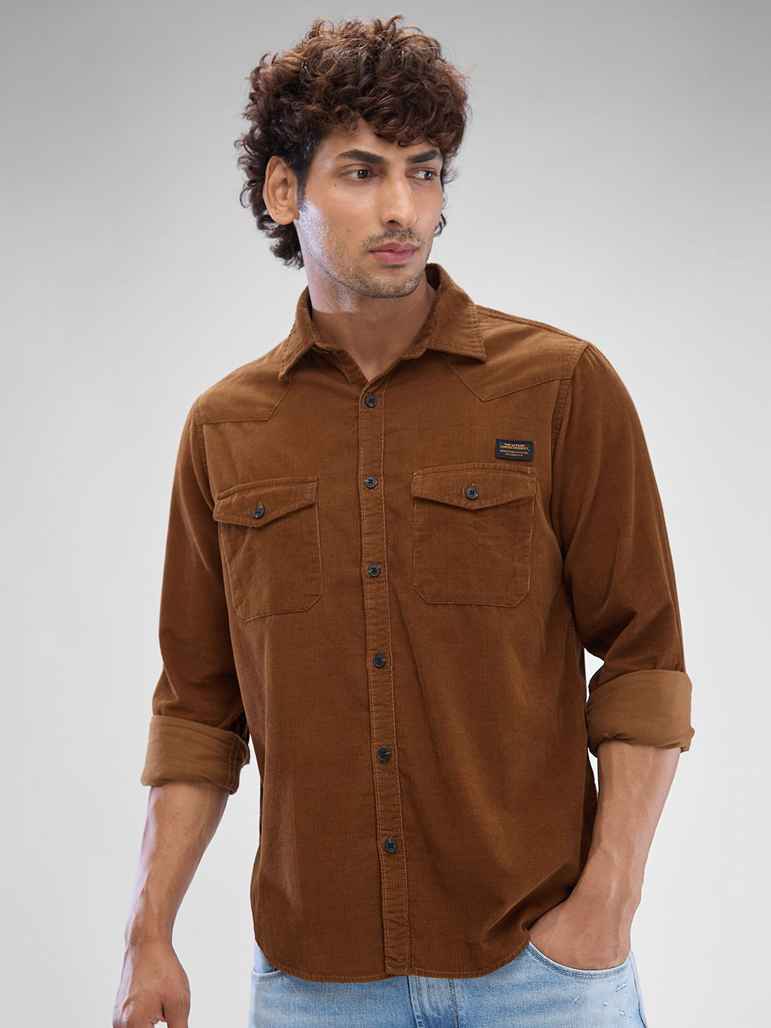 

SPYKAR Men Slim Fit Opaque Solid Spread Collar Casual Shirt, Brown