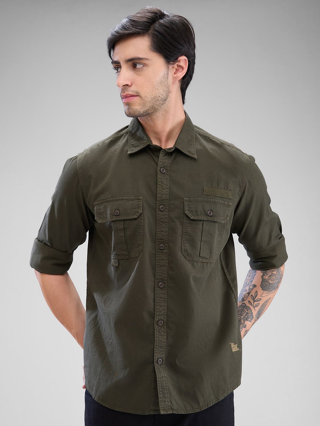 

SPYKAR Men Solid Slim Fit Opaque Casual Shirt, Green