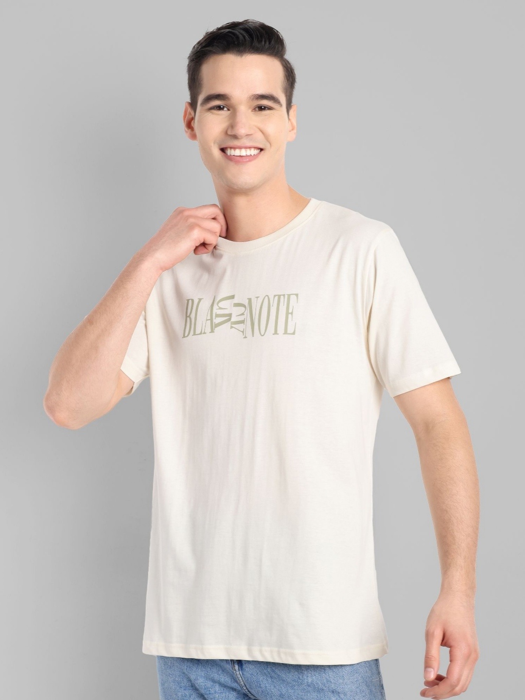 

TOMHIDDLE Men Typography Printed Round Neck T-shirt, Cream