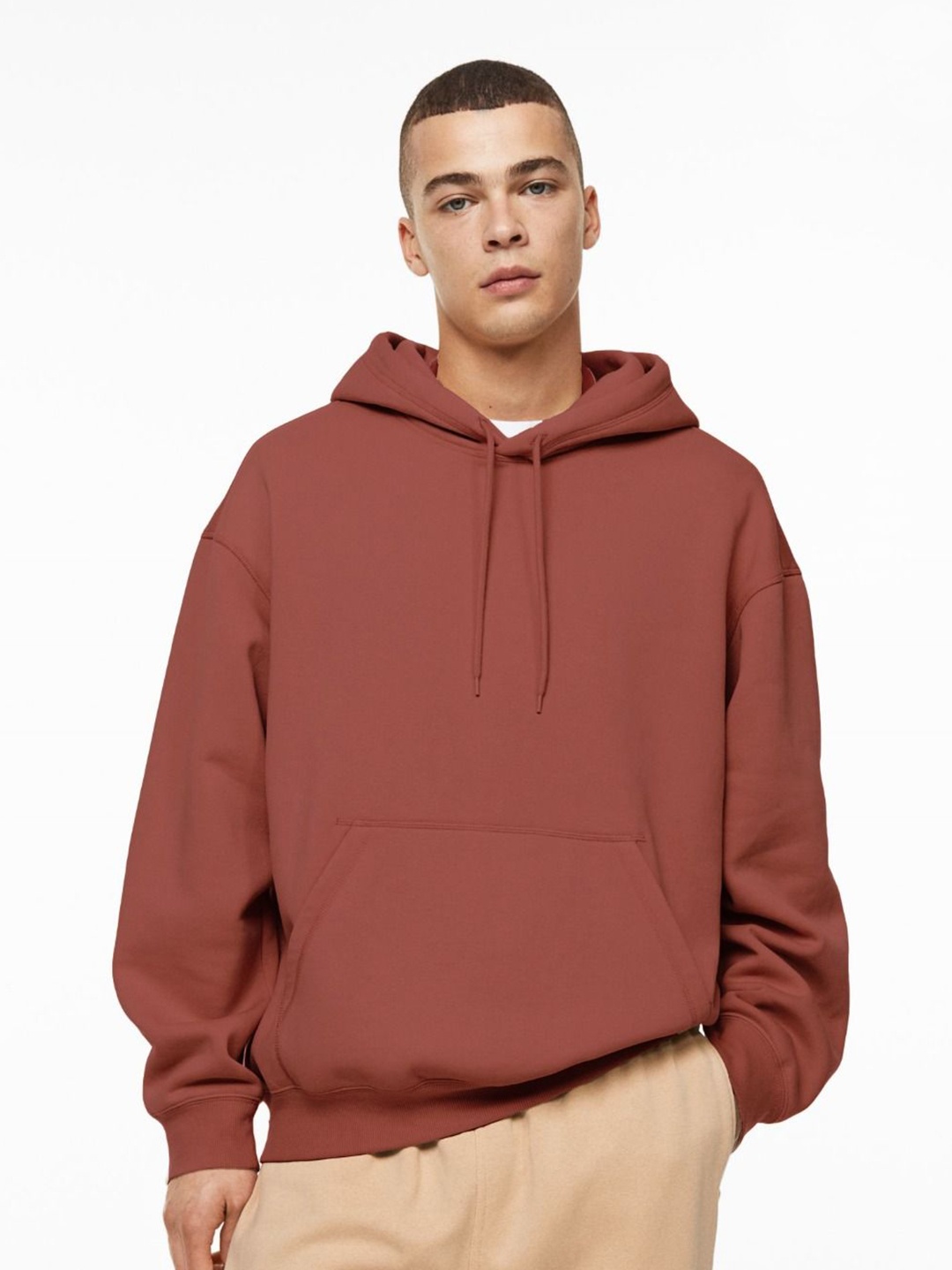 

MISCHIEF MONKEY Men Solid Hooded Sweatshirt, Red