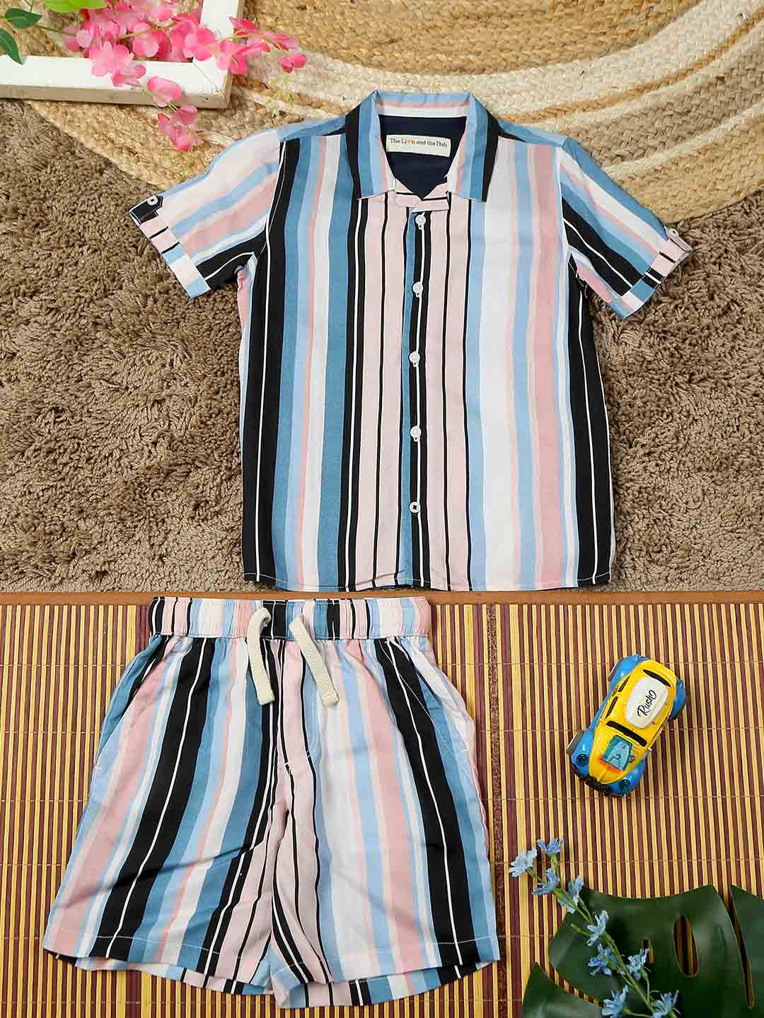 

The Lion and The Fish Boys Striped Short Sleeves Shirt & Shorts, Blue