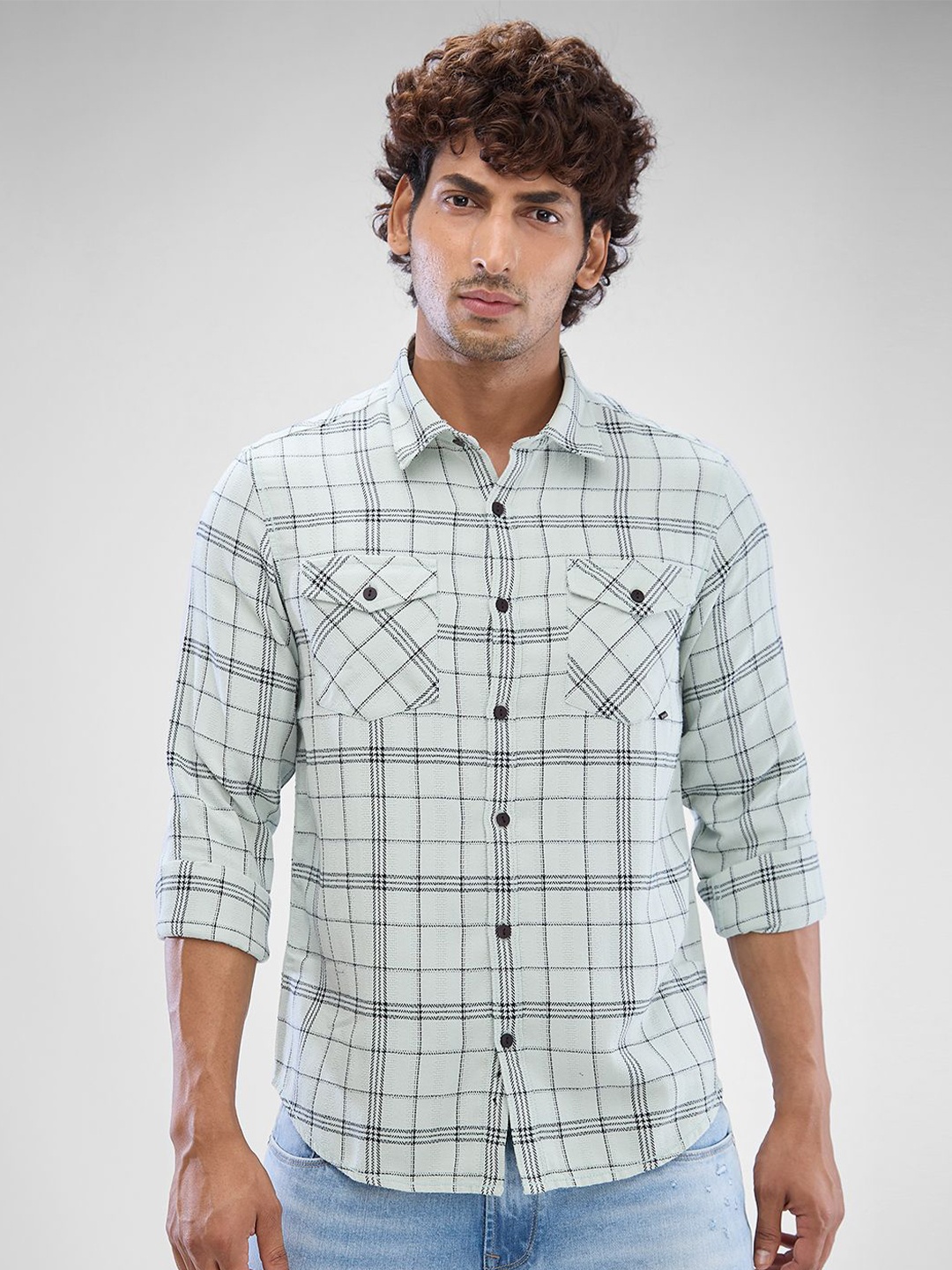 

SPYKAR Men Tartan Checks Pocket Detailing Slim Fit Casual Shirt, White