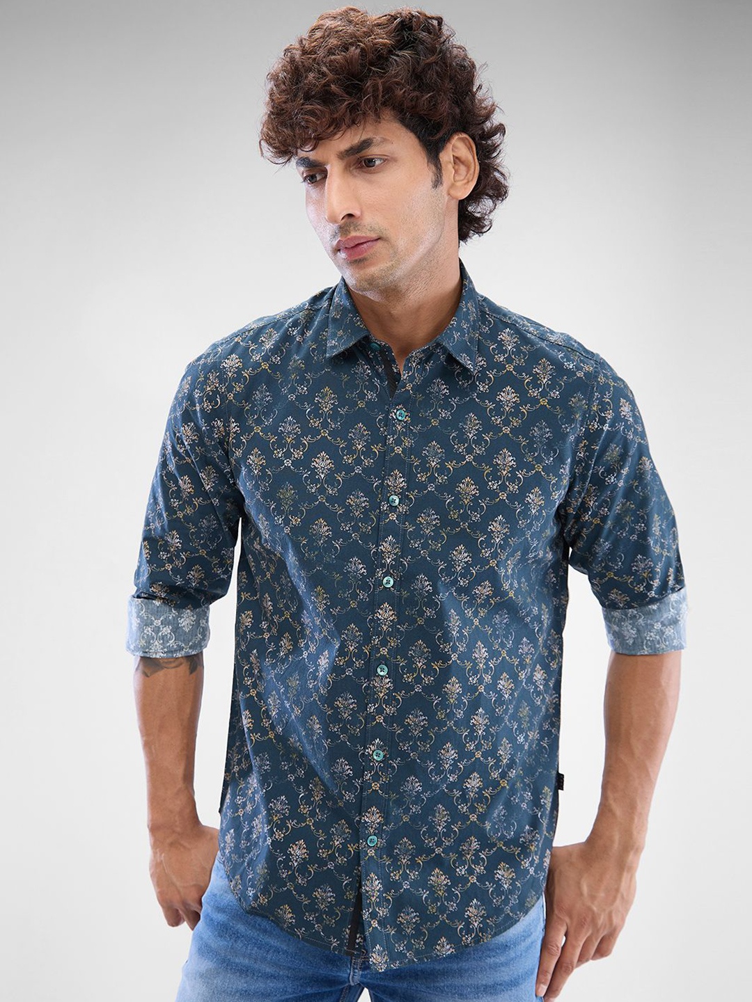 

SPYKAR Men Slim Fit Floral Opaque Printed Casual Shirt, Blue