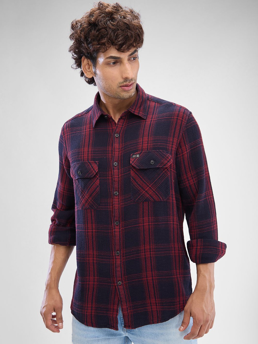 

SPYKAR Men Slim Fit Opaque Checked Spread Collar Casual Shirt, Red