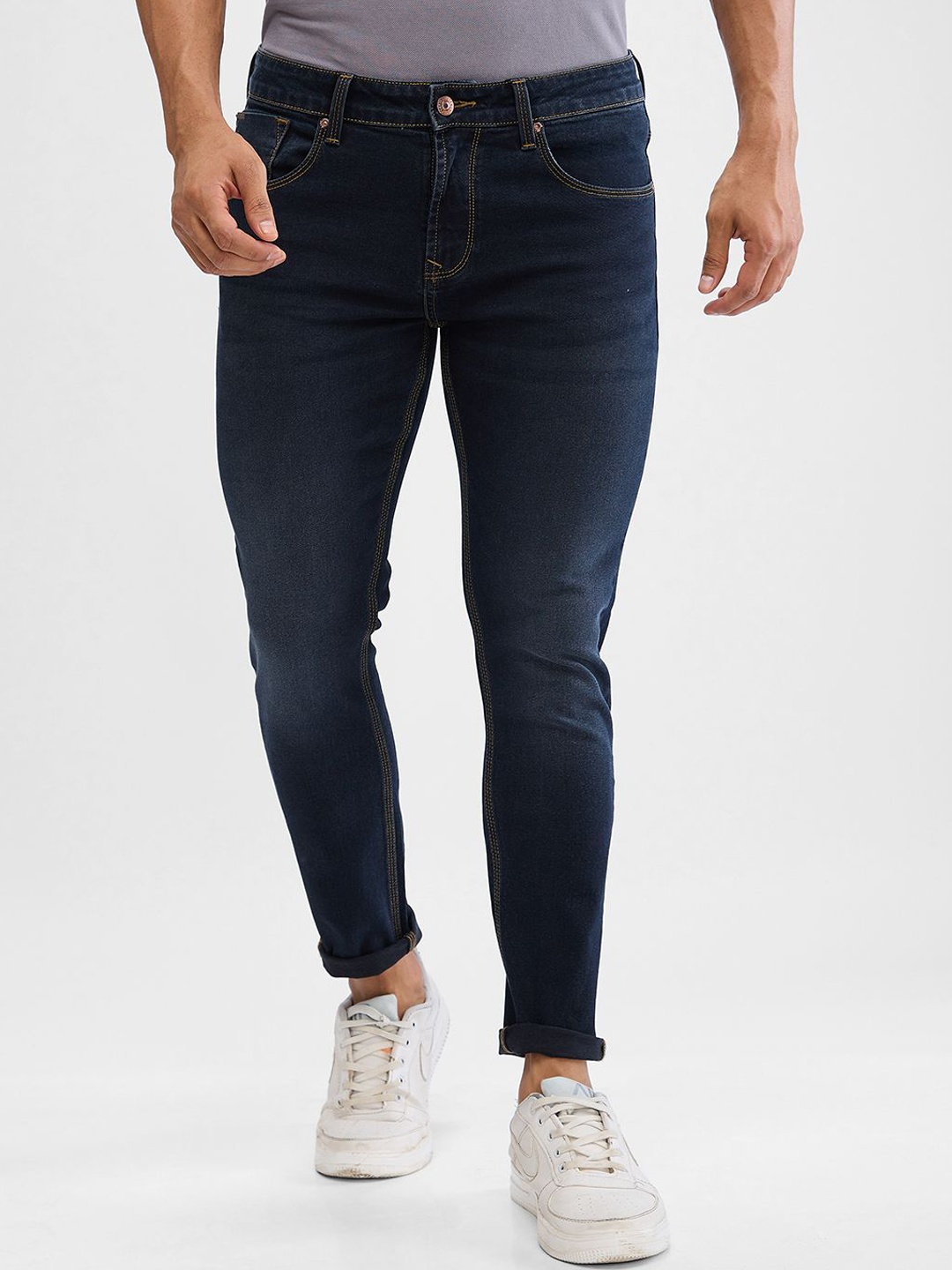 

SPYKAR Men Slim Fit Mid Rise Light Fade Clean Look Stretchable Jeans, Blue