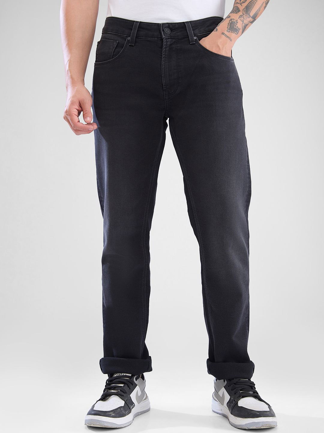 

SPYKAR Men Light Fade Mid-Rise Cotton Stretchable Jeans, Black