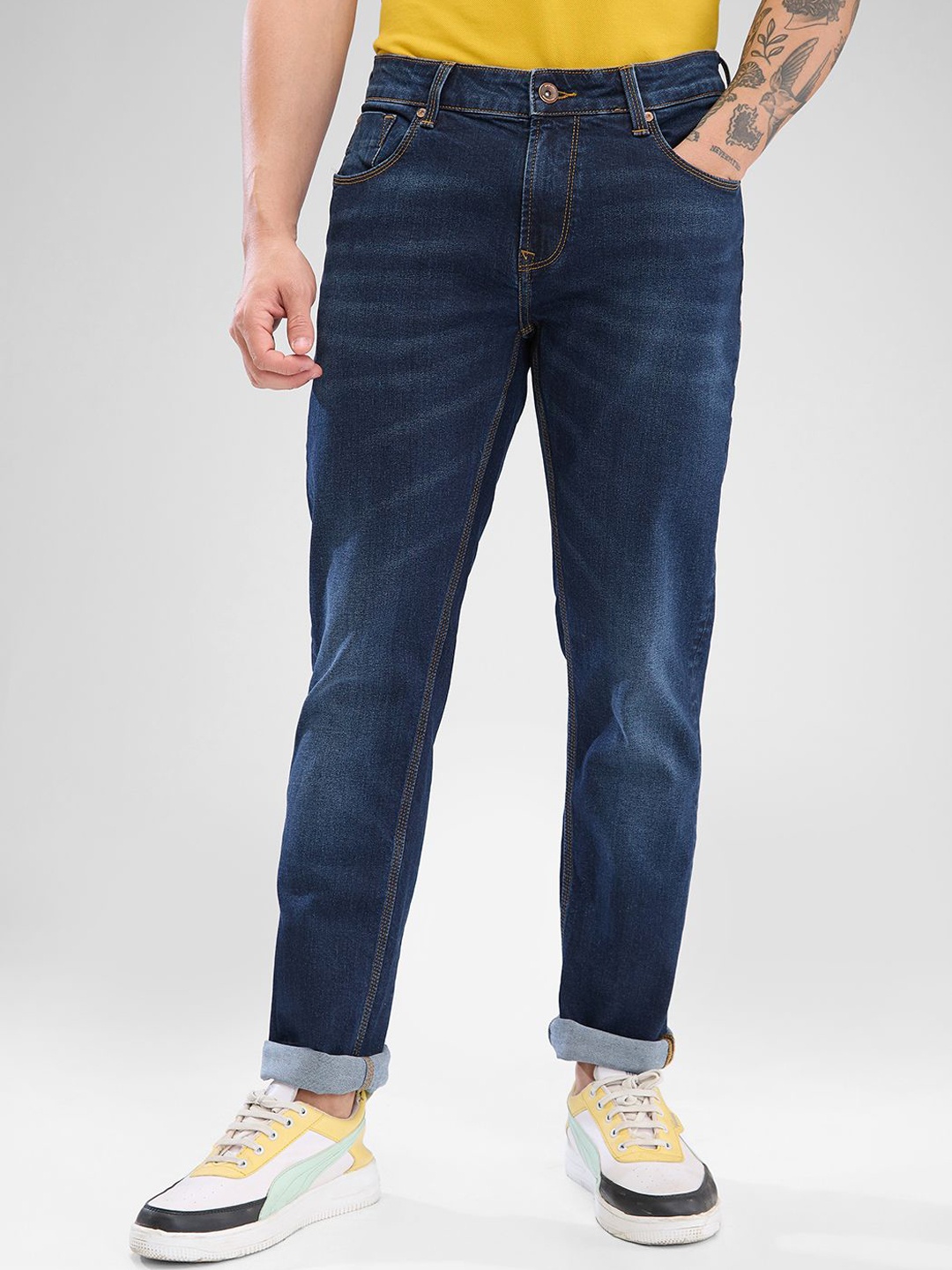 

SPYKAR Men Slim Fit Low-Rise Light Fade Clean Look Stretchable Jeans, Blue