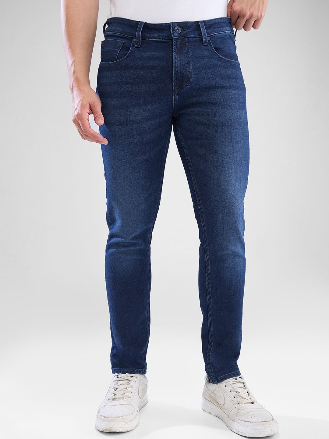 

SPYKAR Men Slim Fit Low-Rise Light Fade Clean Look Stretchable Jeans, Blue