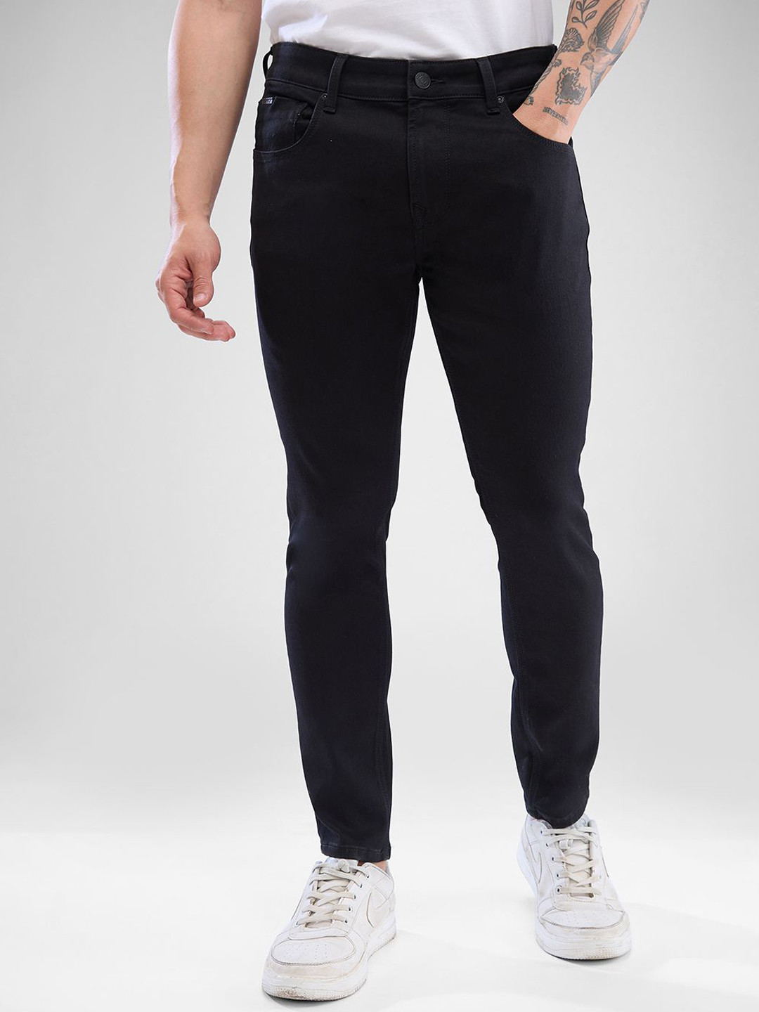 

SPYKAR Men Slim Fit Clean Look Stretchable Jeans, Black