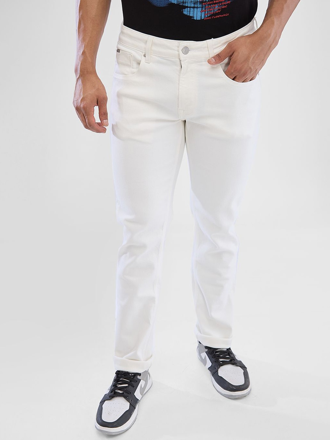 

SPYKAR Men Mid-Rise Clean Look No Fade Stretchable Jeans, White