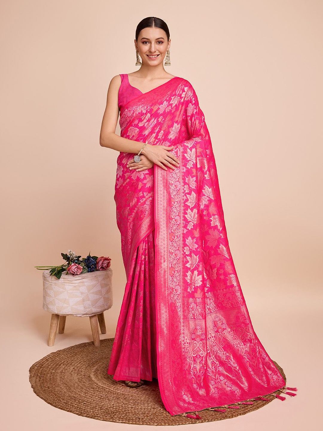 

Mitera Ethnic Motif Zari Woven Pure Silk Banarasi Saree, Pink