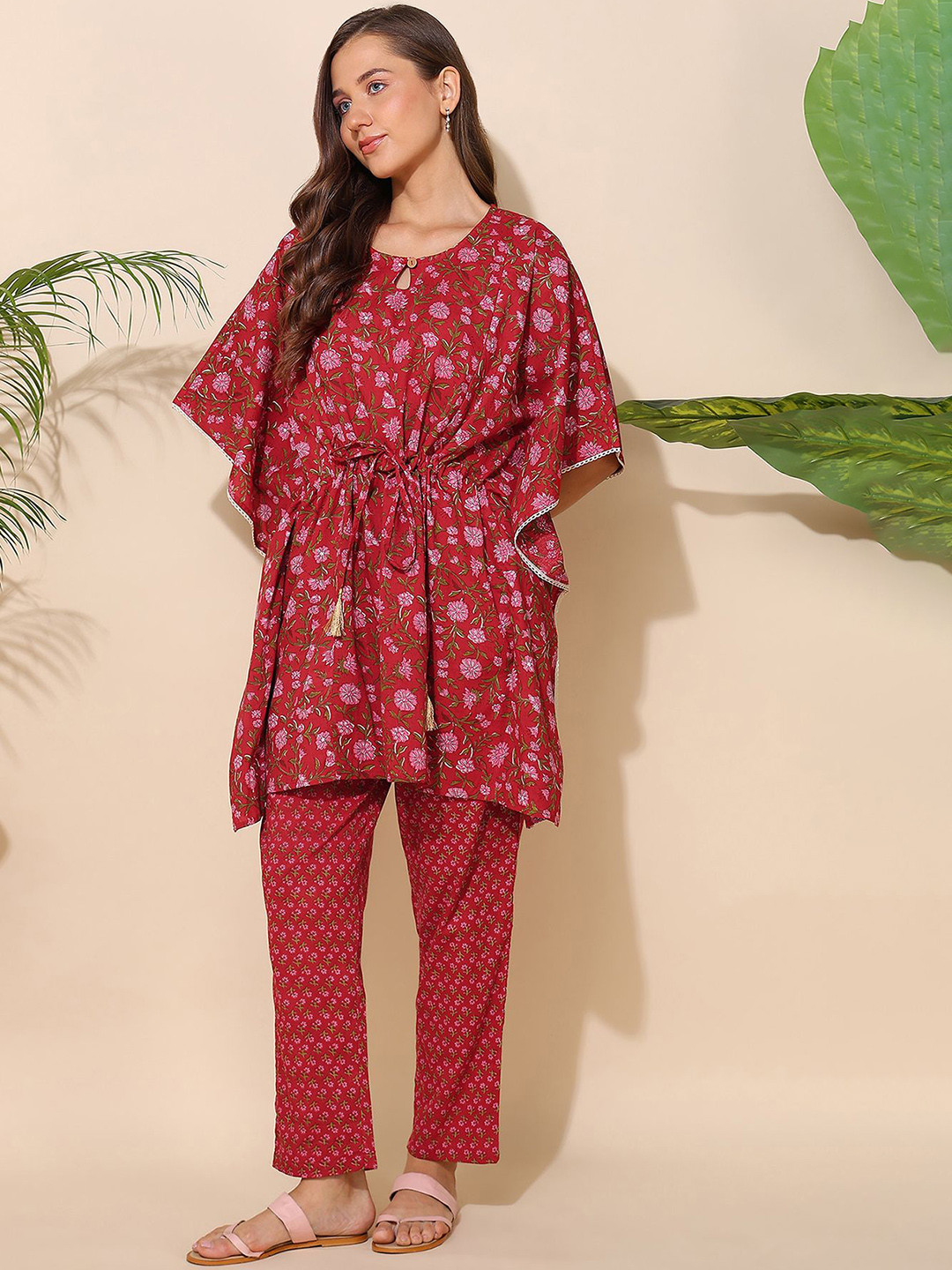 

House Of Zelena Floral Printed Pure Cotton Maternity Feeding Kaftan Kurti And Trousers, Red