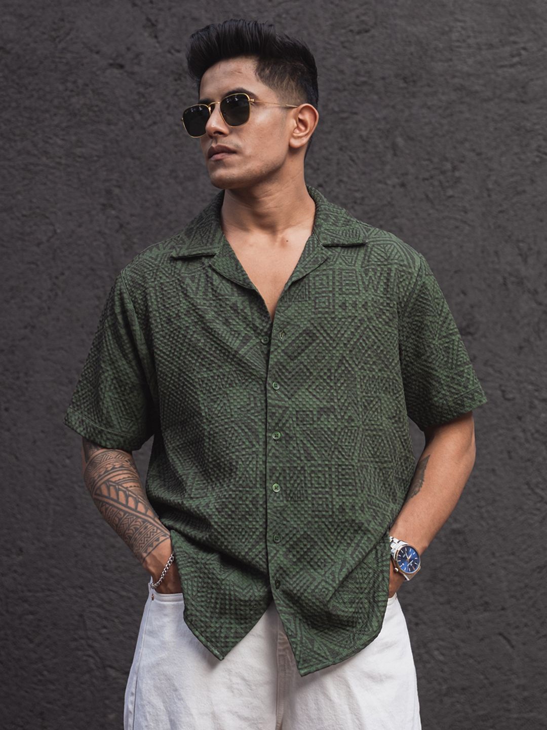 

Powerlook Men Opaque Printed Casual Shirt, Green