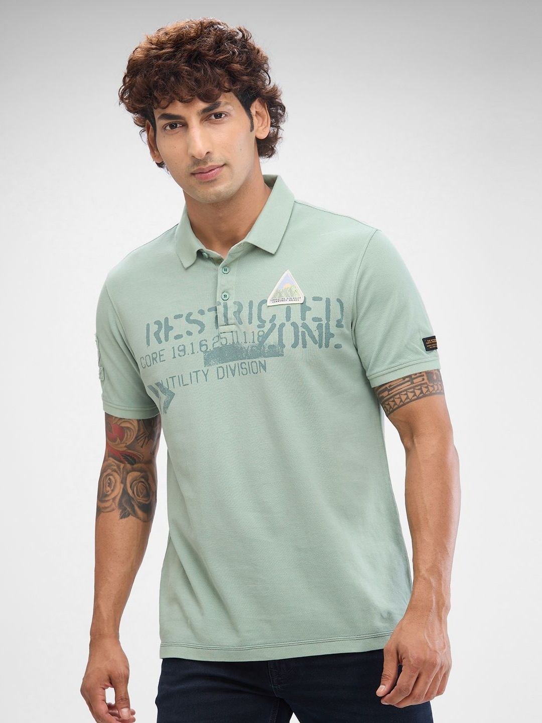 SPYKAR Men Typography Printed Polo Collar Slim Fit T-shirt, Green